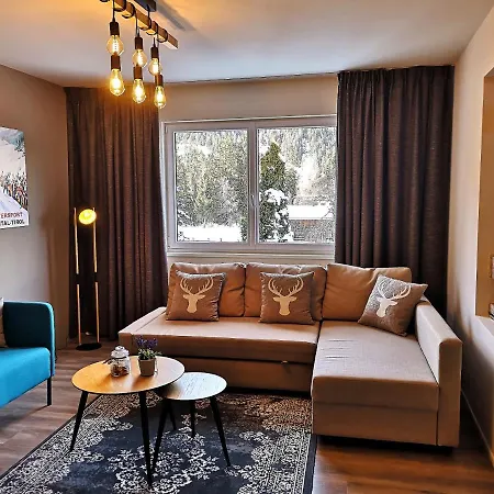 De Nussi's 3 * Bach (Tyrol)