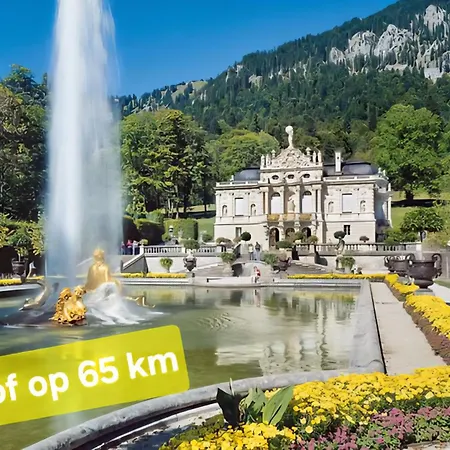 아파트 De Nussi's 3 *