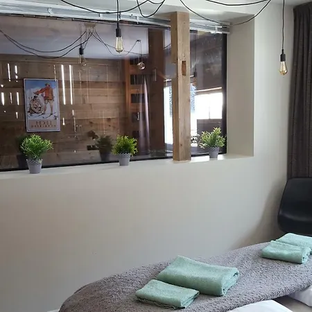 De Nussi's 3 Апартаменты Бах