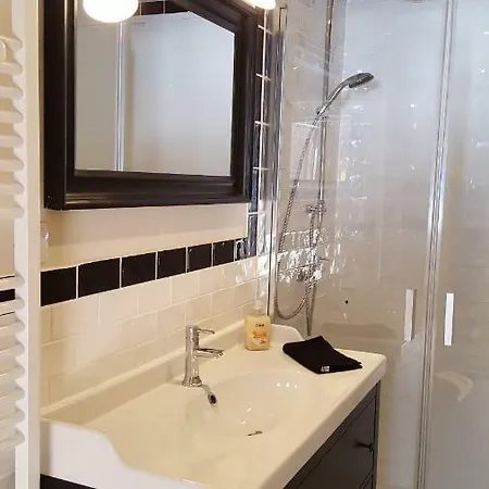 De Nussi's 3 아파트 바흐