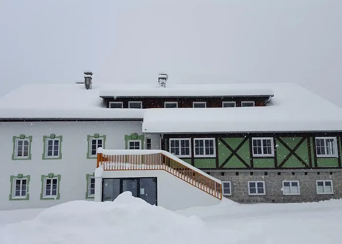 Apartment De Nussi's 3 Bach (Tyrol)