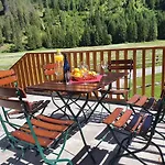 De Nussi's 3 Apartman