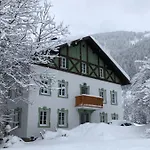 De Nussi's 3 Apartman